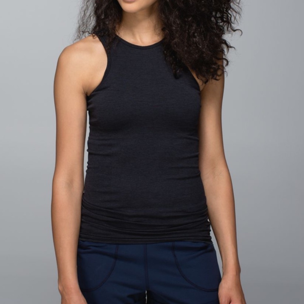 Lululemon Seamlessly Covered Tank
Heathered Black